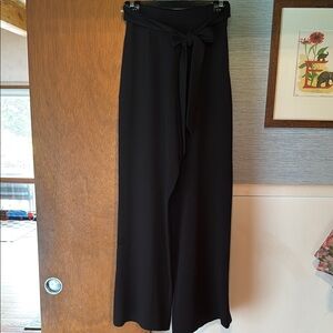 Elegant Black Wide-Leg Pants with tie